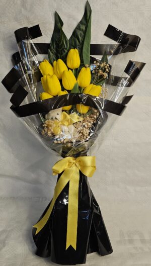 بوكية ورد مع دبدوب صغير