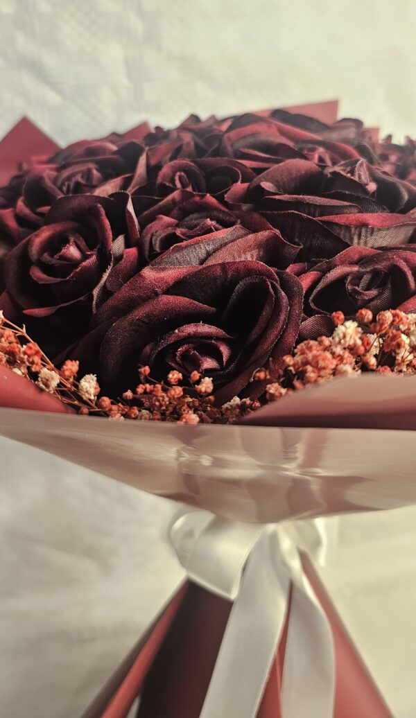 باقة من الزهور الخمرية