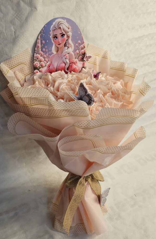 5bae34c5-e3b8-496f-aed1-3cfb7e4b33b1 باقة زهور للأطفال حجم كبير